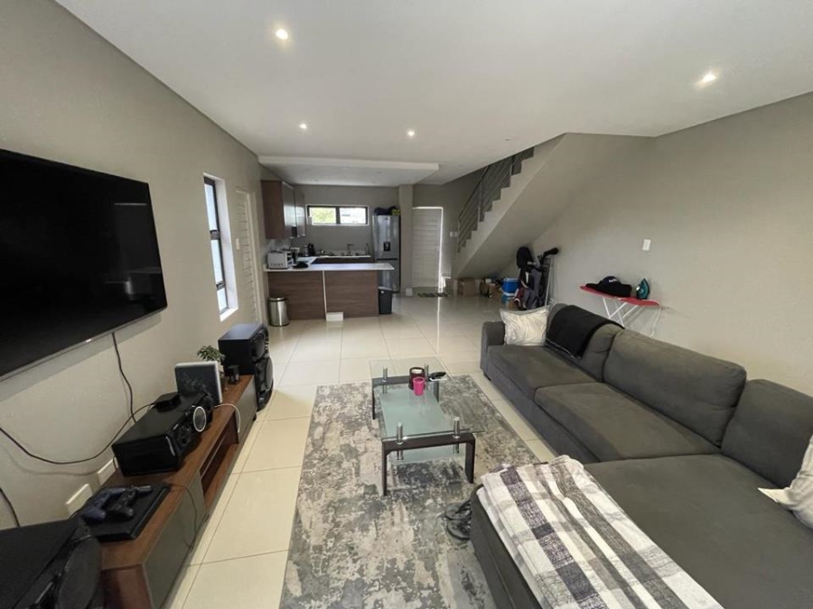 To Let 2 Bedroom Property for Rent in Equestria Gauteng