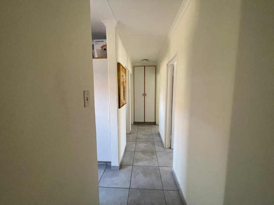 To Let 2 Bedroom Property for Rent in Newlands Gauteng