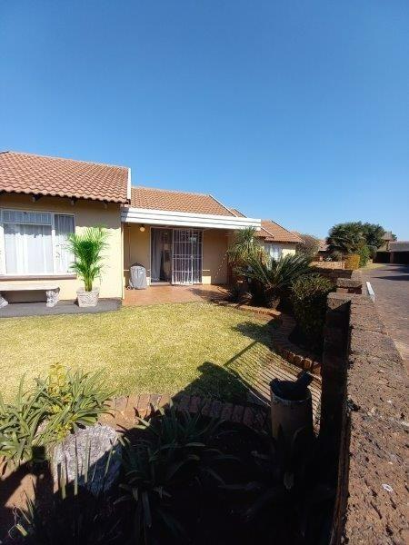 2 Bedroom Property for Sale in Pomona Gauteng