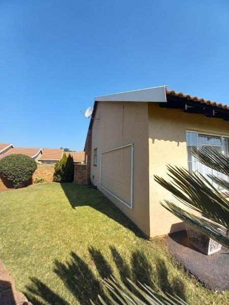 2 Bedroom Property for Sale in Pomona Gauteng