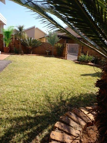 2 Bedroom Property for Sale in Pomona Gauteng