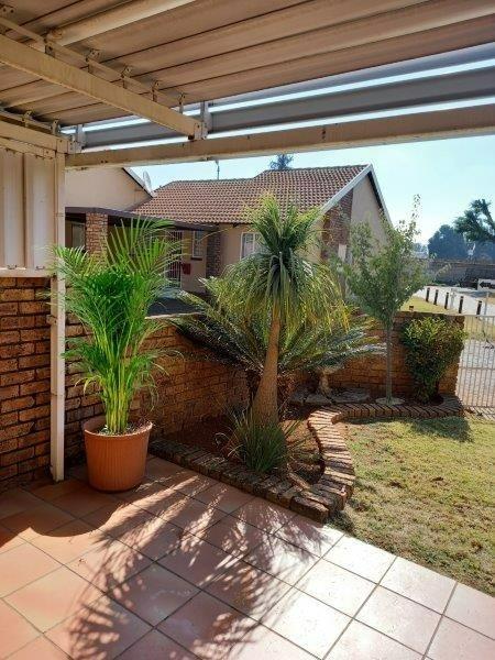 2 Bedroom Property for Sale in Pomona Gauteng