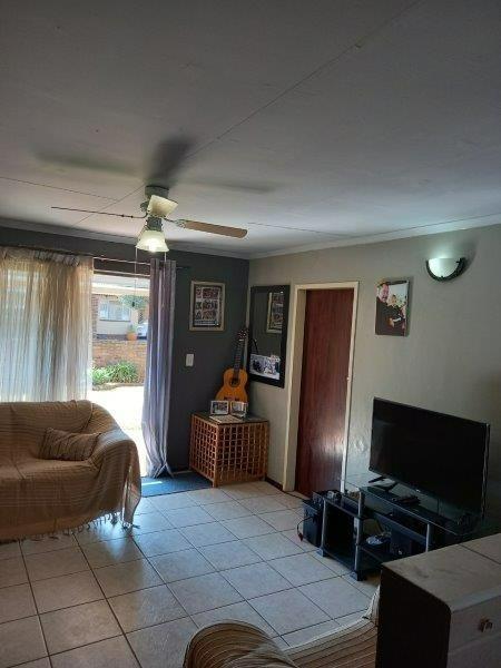 2 Bedroom Property for Sale in Pomona Gauteng