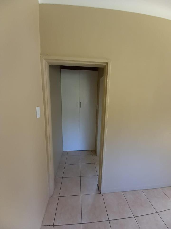 To Let 1 Bedroom Property for Rent in Meyerspark Gauteng