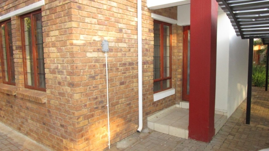 To Let 1 Bedroom Property for Rent in Montana Gauteng