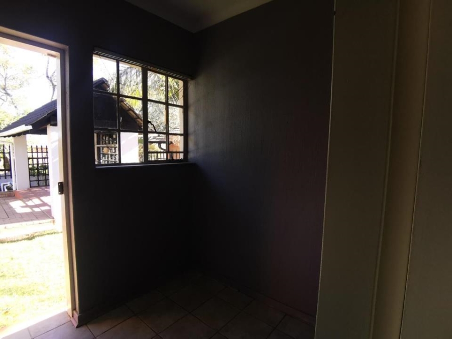 To Let 3 Bedroom Property for Rent in Country View Gauteng