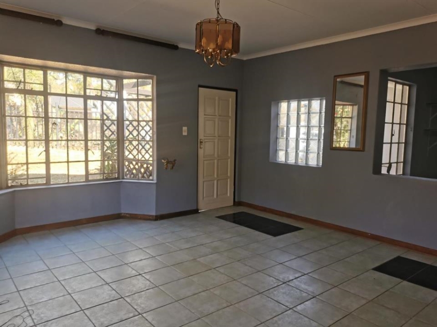 To Let 3 Bedroom Property for Rent in Country View Gauteng