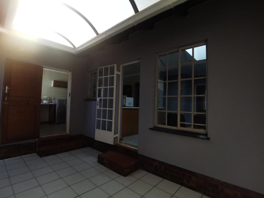 To Let 3 Bedroom Property for Rent in Country View Gauteng