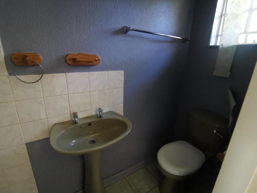 To Let 3 Bedroom Property for Rent in Country View Gauteng