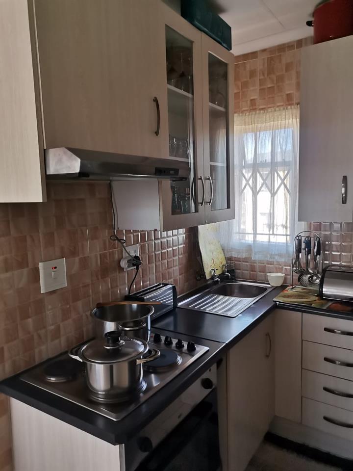 2 Bedroom Property for Sale in Fleurhof Gauteng