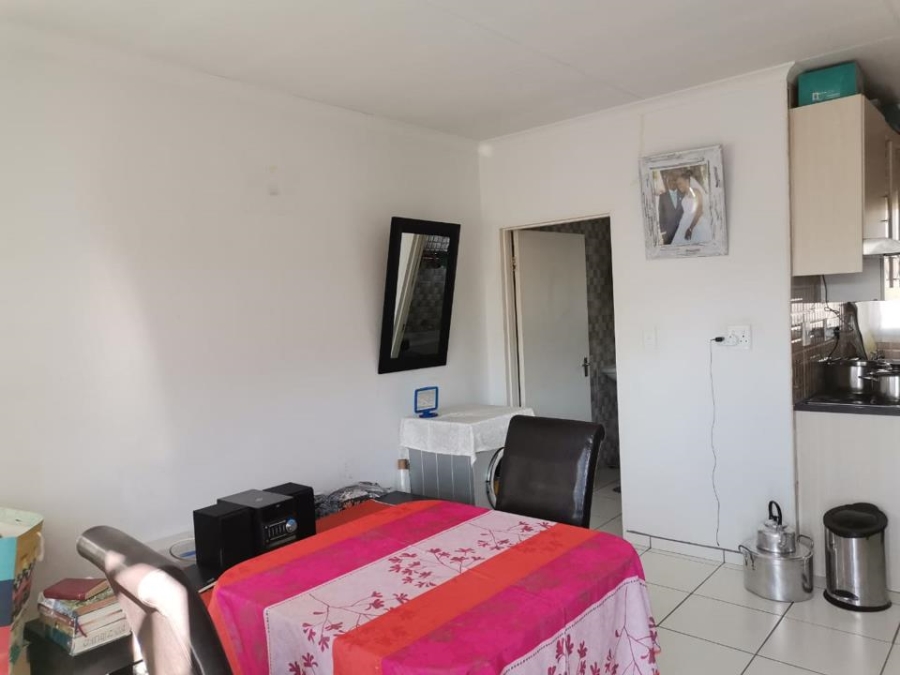 2 Bedroom Property for Sale in Fleurhof Gauteng