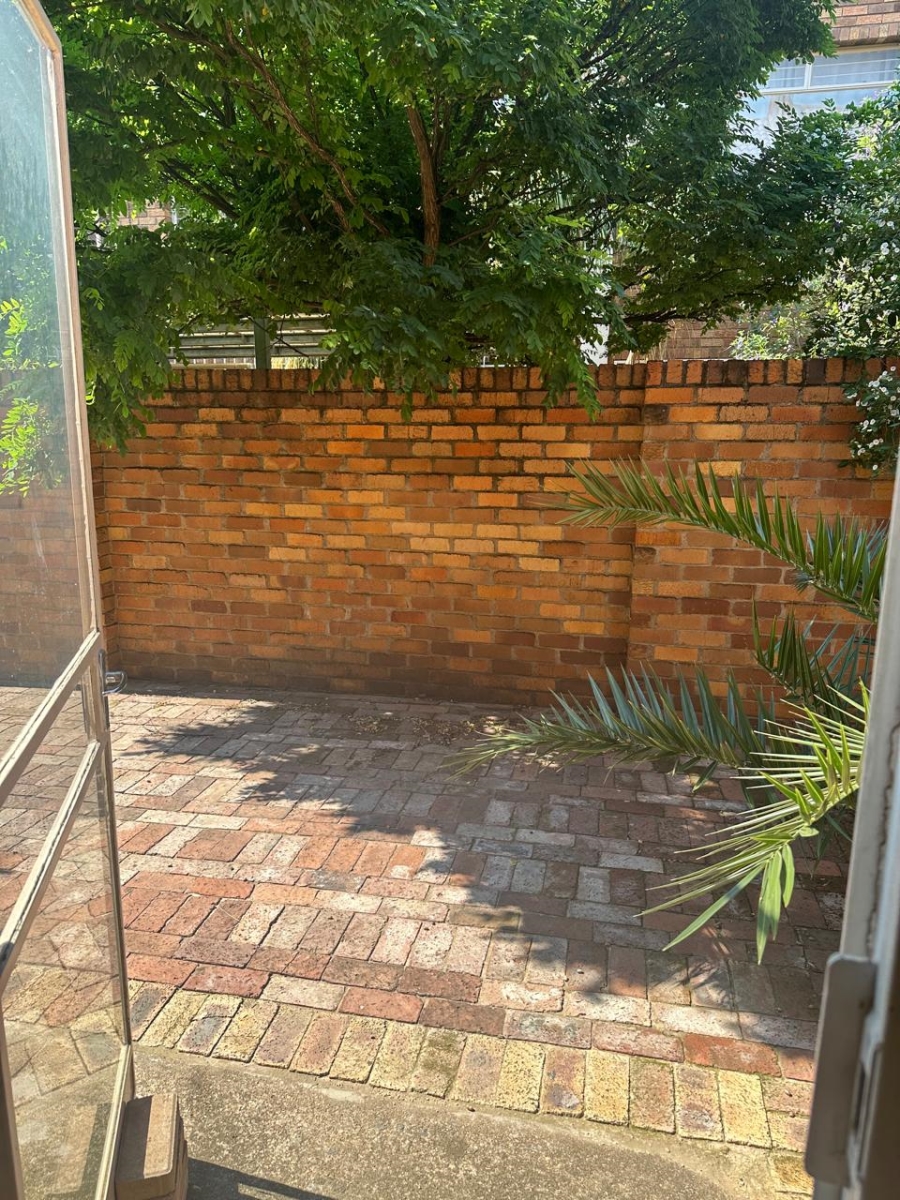 To Let 2 Bedroom Property for Rent in Pollak Park Gauteng