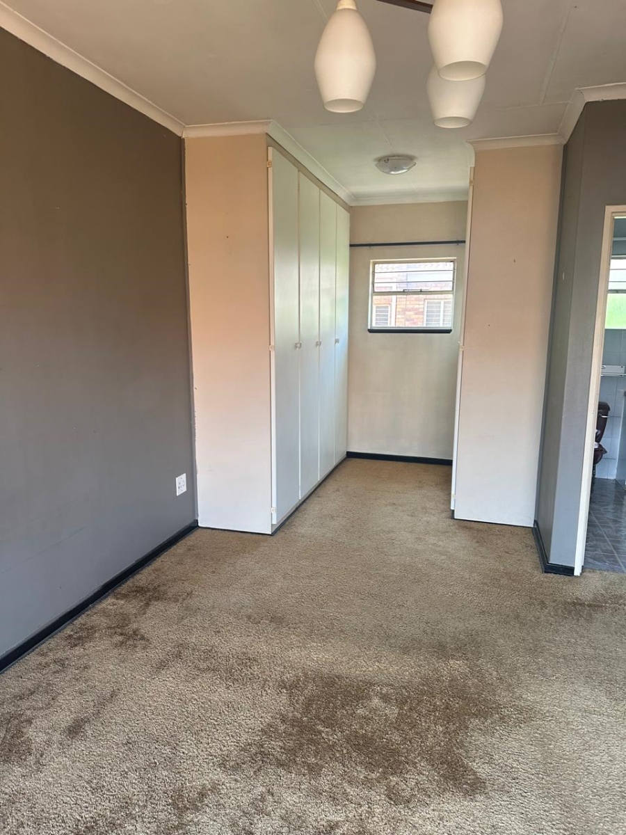 To Let 2 Bedroom Property for Rent in Pollak Park Gauteng