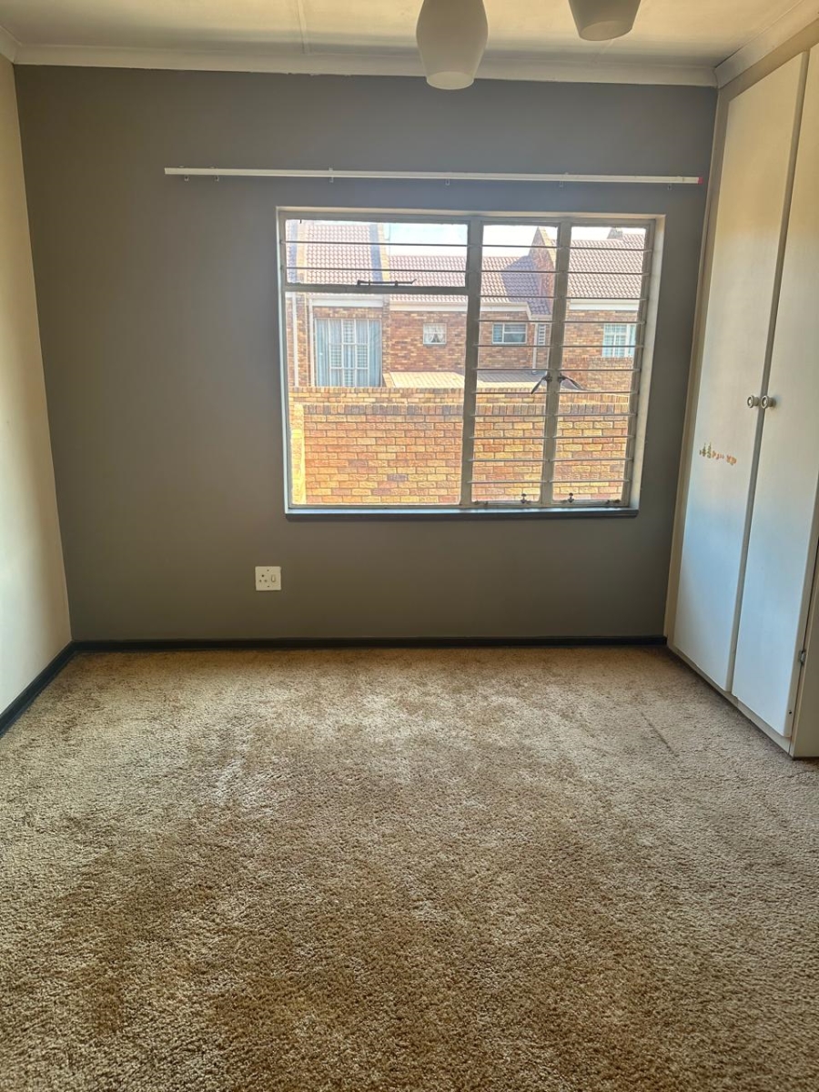 To Let 2 Bedroom Property for Rent in Pollak Park Gauteng