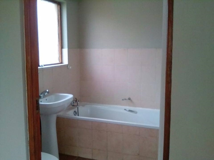 To Let 3 Bedroom Property for Rent in Quellerie Park Gauteng