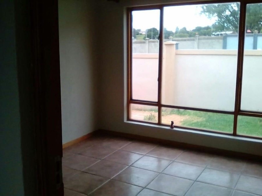 To Let 3 Bedroom Property for Rent in Quellerie Park Gauteng