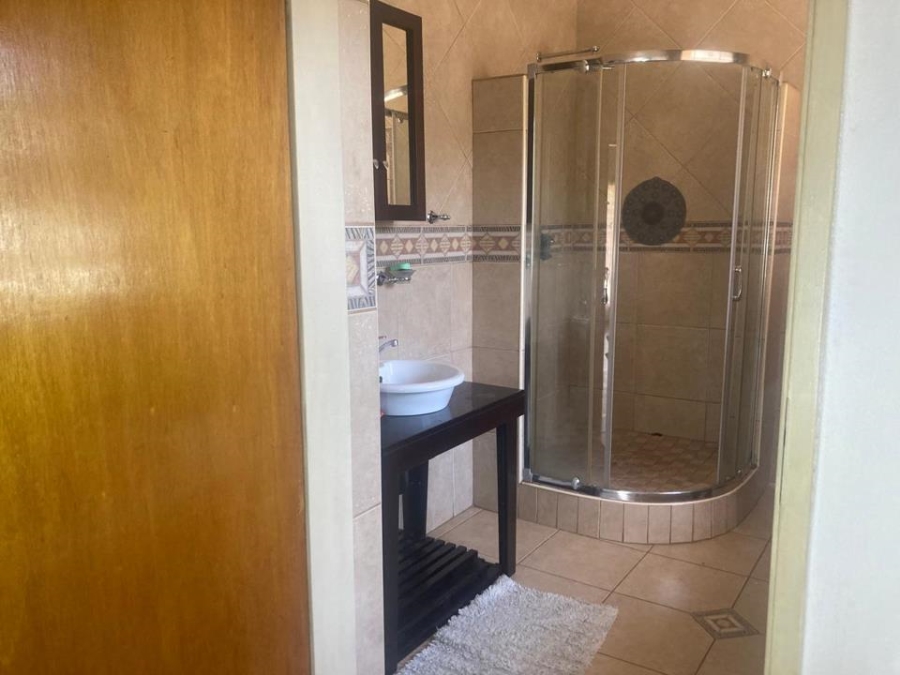 6 Bedroom Property for Sale in Westonaria Gauteng