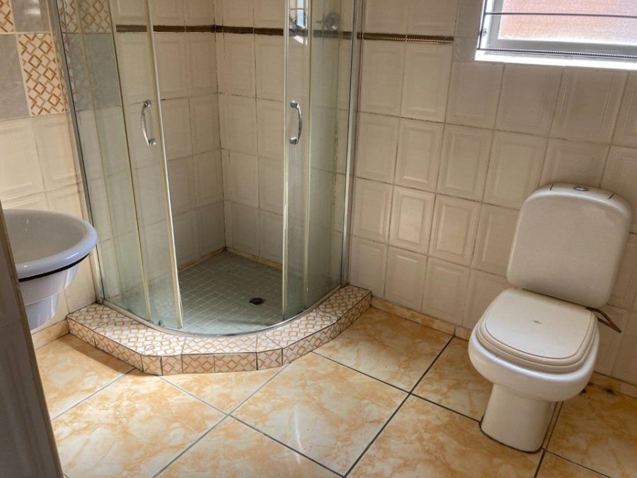 3 Bedroom Property for Sale in Roodepoort Gauteng