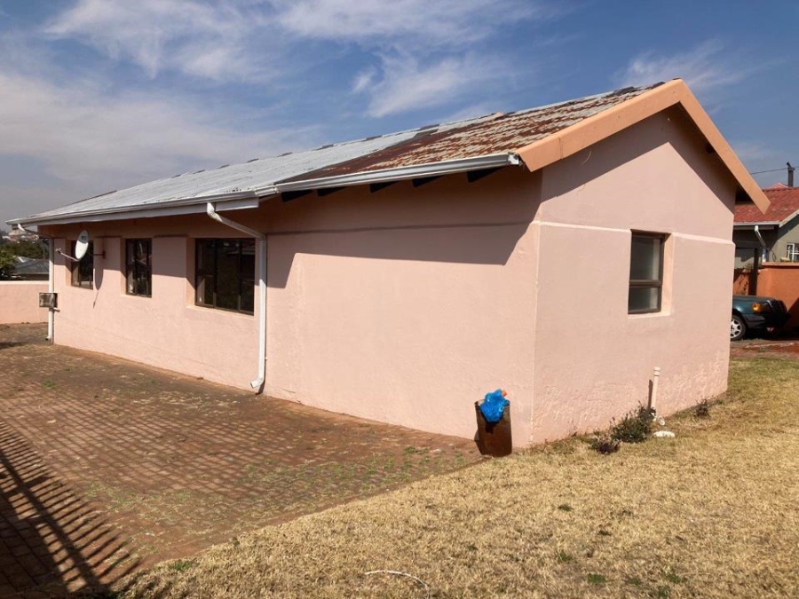 3 Bedroom Property for Sale in Roodepoort Gauteng