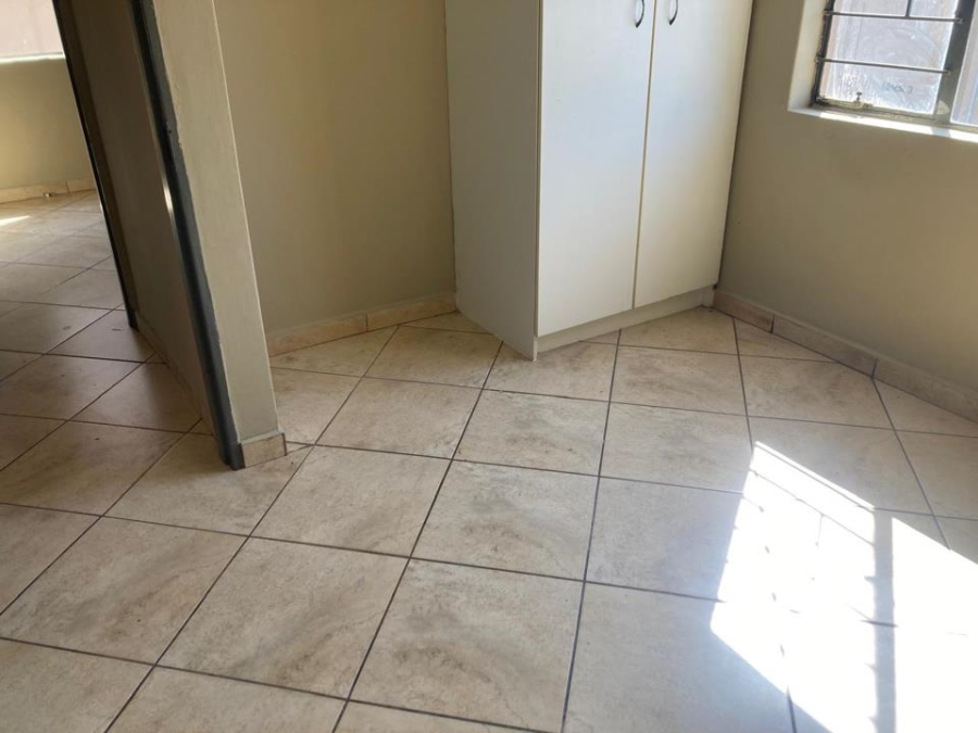 2 Bedroom Property for Sale in Jabulani Gauteng