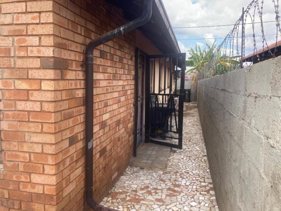 3 Bedroom Property for Sale in Dobsonville Gauteng