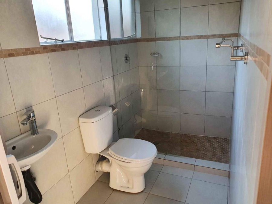 To Let 2 Bedroom Property for Rent in Horison Gauteng