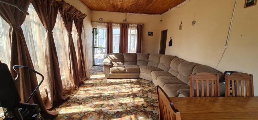 5 Bedroom Property for Sale in Silverfields Gauteng