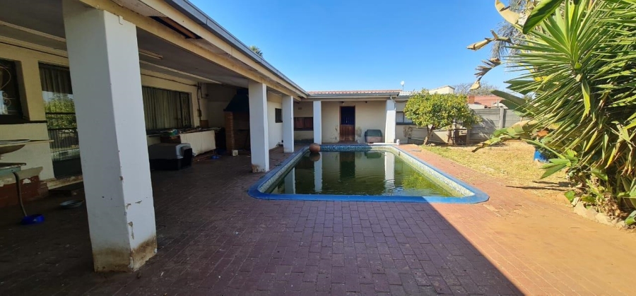 5 Bedroom Property for Sale in Silverfields Gauteng