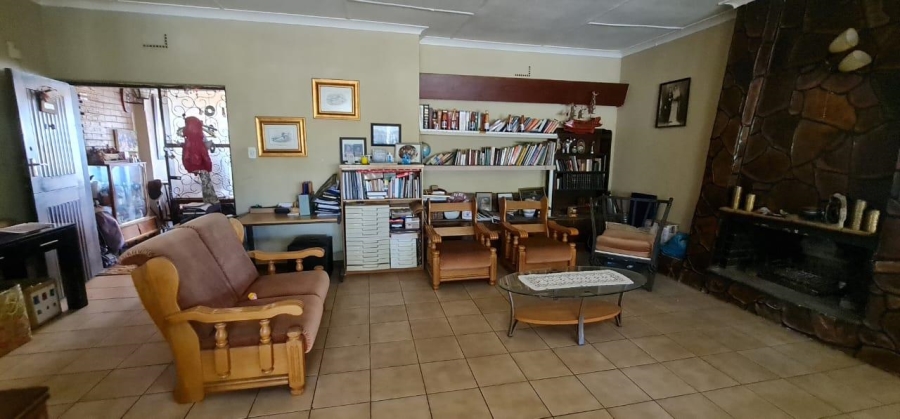 5 Bedroom Property for Sale in Silverfields Gauteng