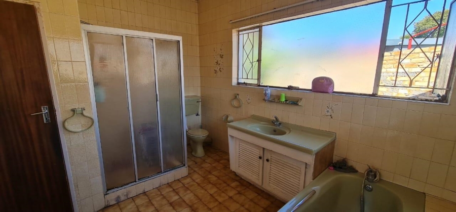 5 Bedroom Property for Sale in Silverfields Gauteng