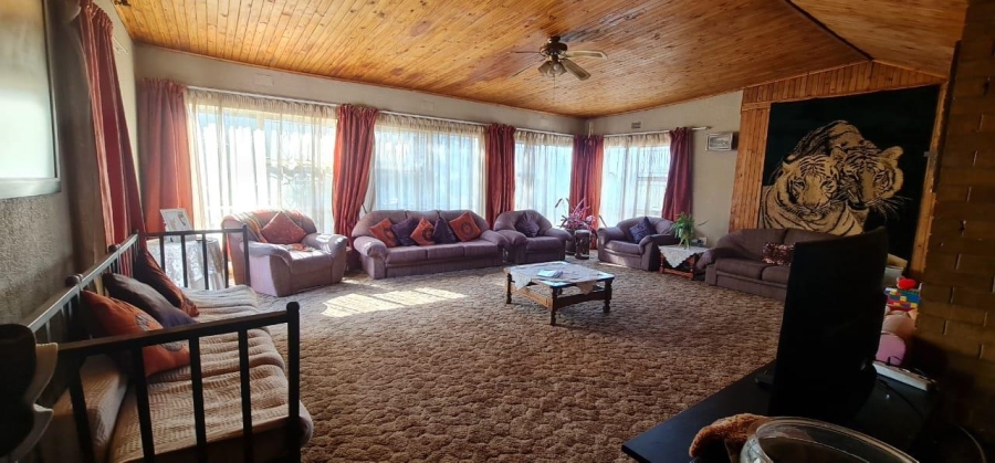 5 Bedroom Property for Sale in Silverfields Gauteng