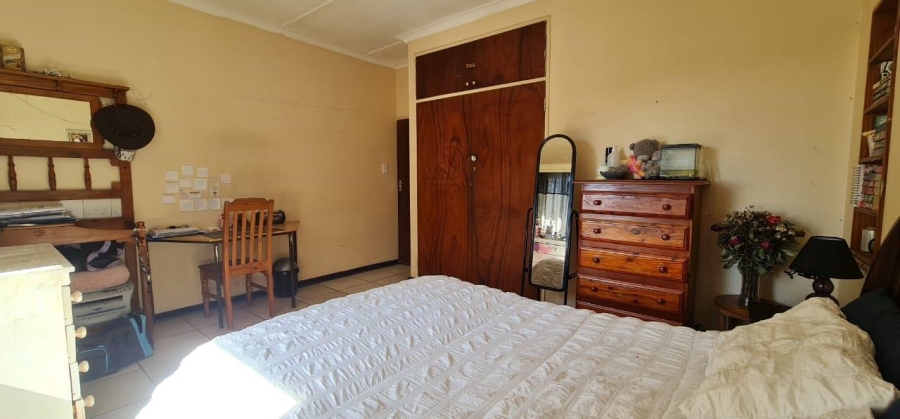 5 Bedroom Property for Sale in Silverfields Gauteng