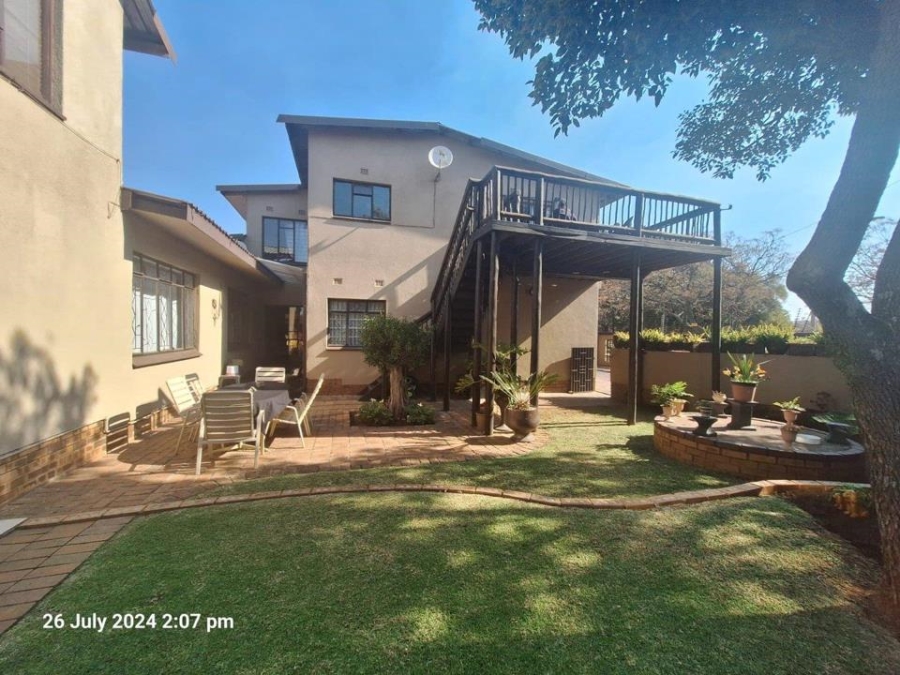 7 Bedroom Property for Sale in Witfield Gauteng