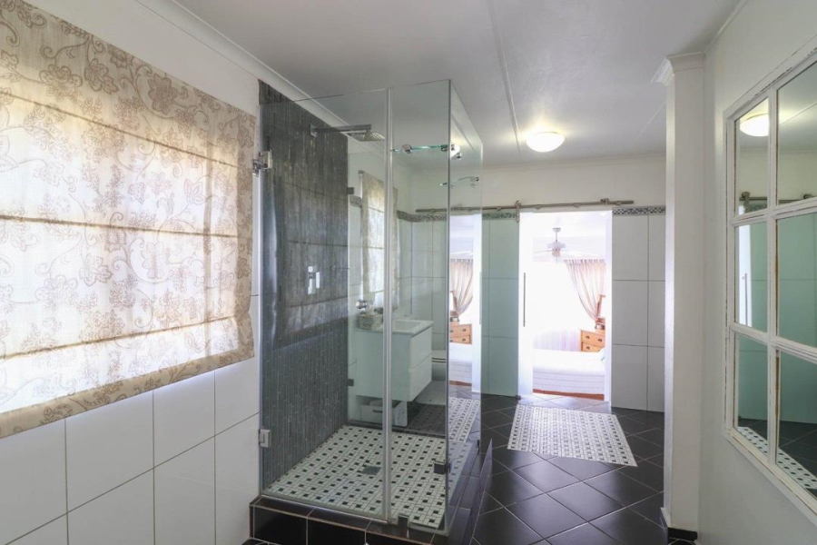 3 Bedroom Property for Sale in Halfway House Gauteng