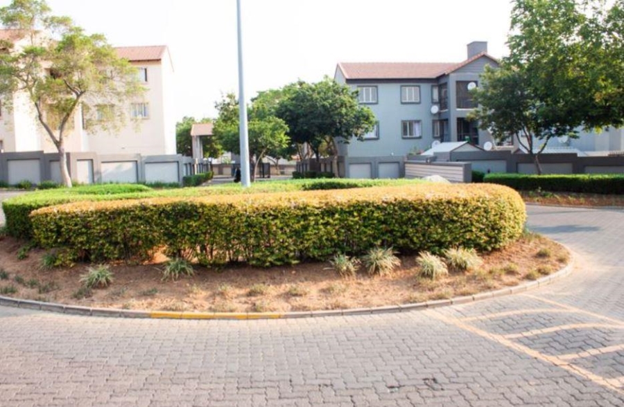 2 Bedroom Property for Sale in Country View Gauteng