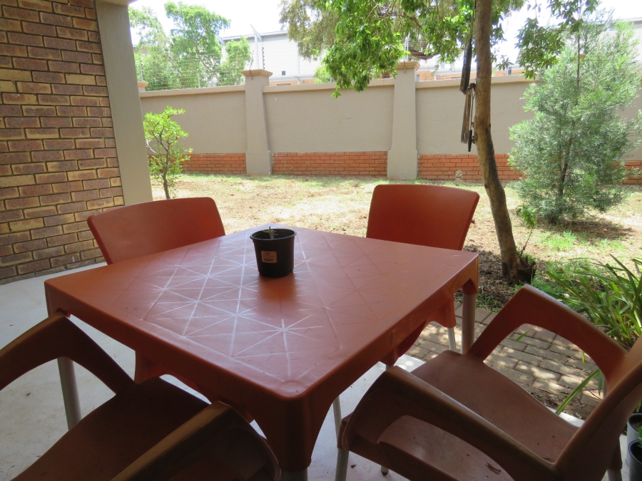 2 Bedroom Property for Sale in Eco Park Gauteng