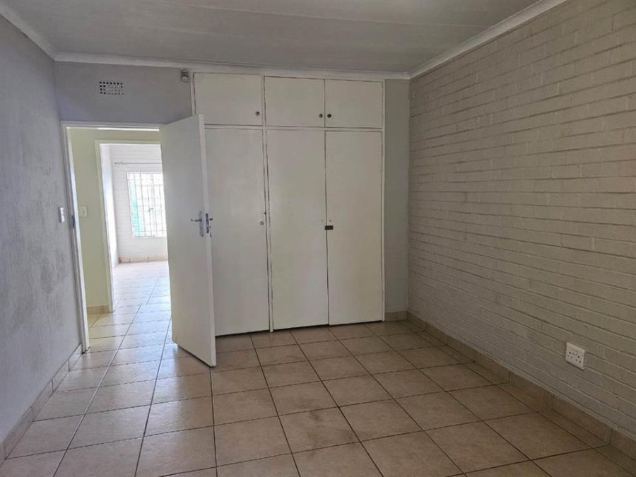 To Let 4 Bedroom Property for Rent in Blue Hills Gauteng