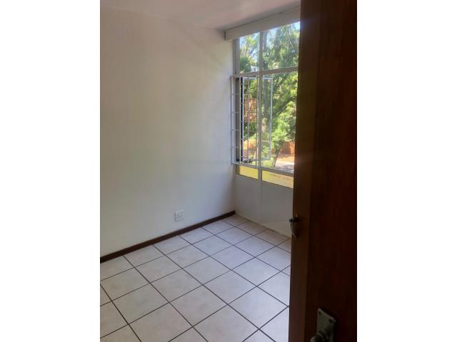 To Let 1 Bedroom Property for Rent in Brummeria Gauteng