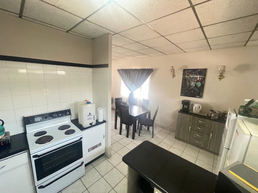 To Let 2 Bedroom Property for Rent in Brummeria Gauteng