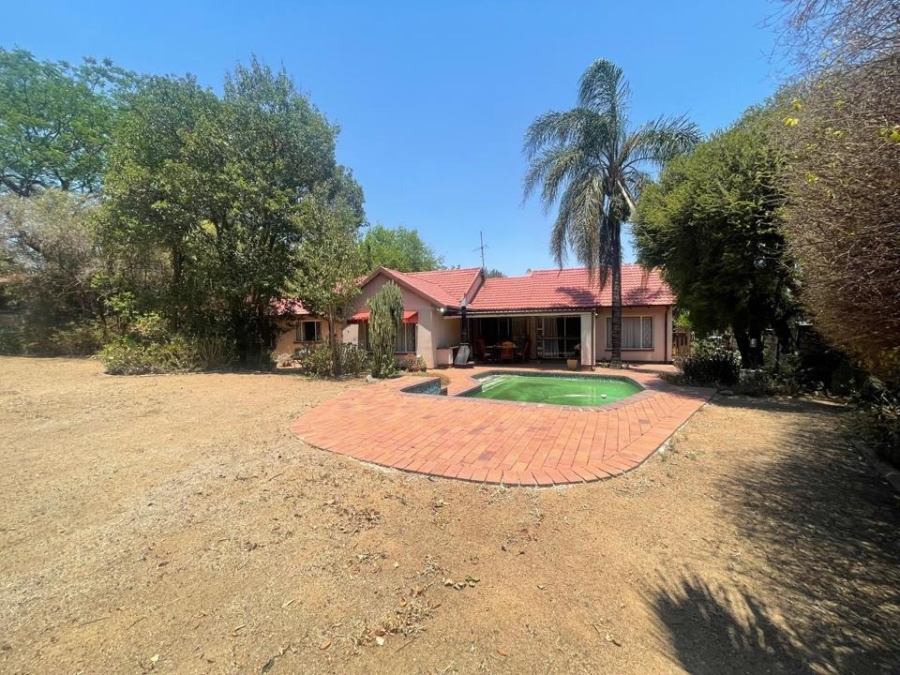 4 Bedroom Property for Sale in Fourways Gauteng