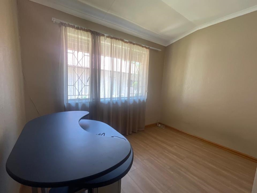 4 Bedroom Property for Sale in Fourways Gauteng