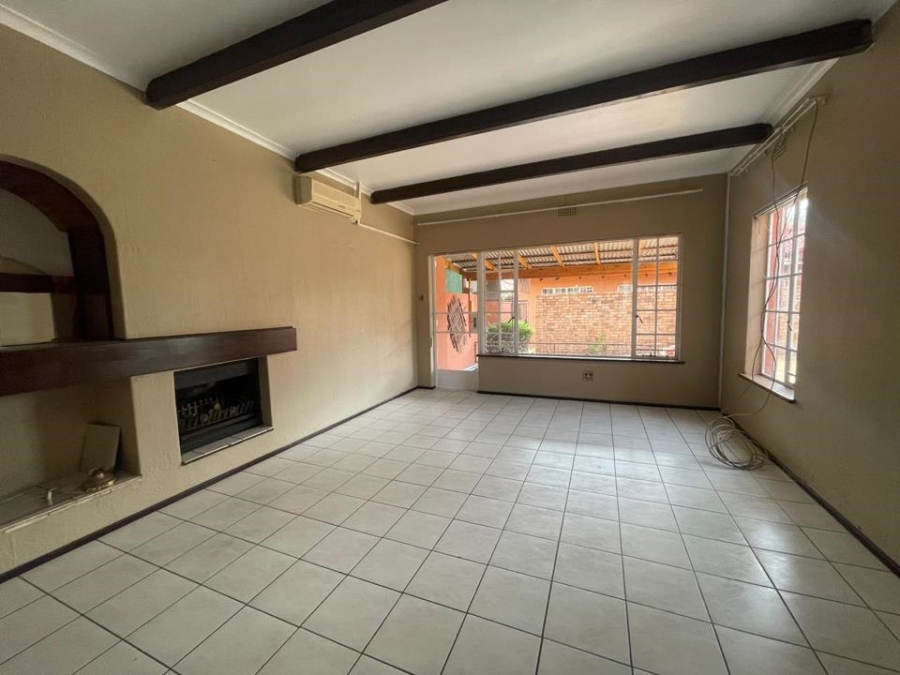 To Let 3 Bedroom Property for Rent in Ferndale Gauteng