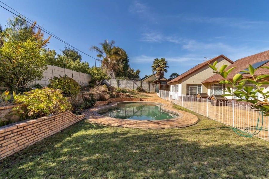 5 Bedroom Property for Sale in Parkmore Gauteng