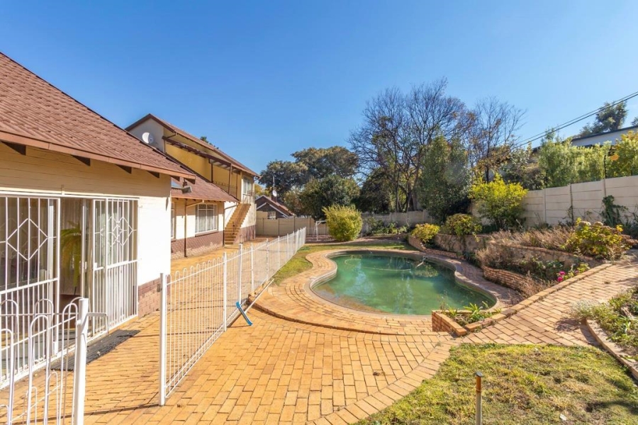 5 Bedroom Property for Sale in Parkmore Gauteng