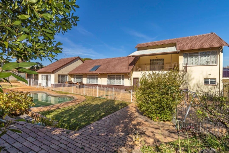 5 Bedroom Property for Sale in Parkmore Gauteng