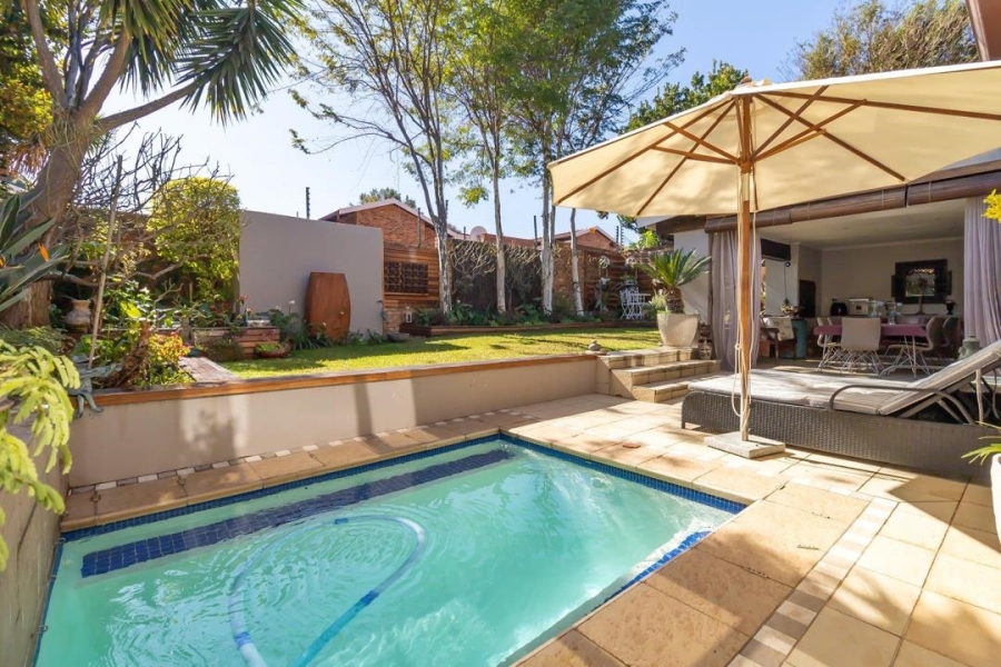 3 Bedroom Property for Sale in Bryanston Gauteng