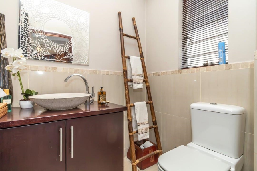 3 Bedroom Property for Sale in Bryanston Gauteng