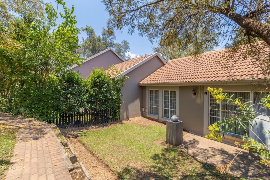 2 Bedroom Property for Sale in Douglasdale Gauteng