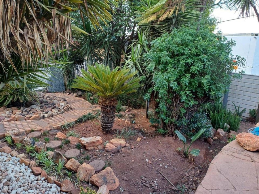 4 Bedroom Property for Sale in Noordkruin Gauteng