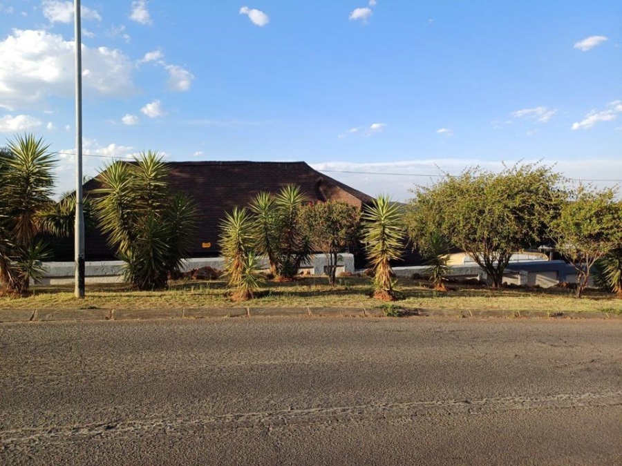 4 Bedroom Property for Sale in Noordkruin Gauteng